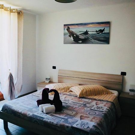 Appartamento Paradise Borgo Ticino ภายนอก รูปภาพ