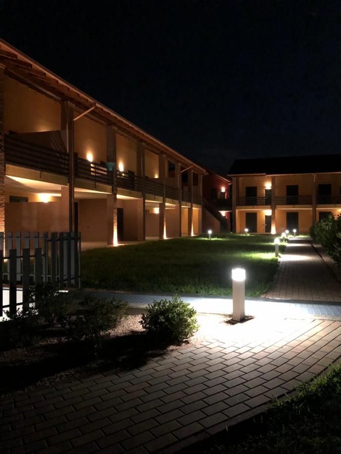 Appartamento Paradise Borgo Ticino ภายนอก รูปภาพ