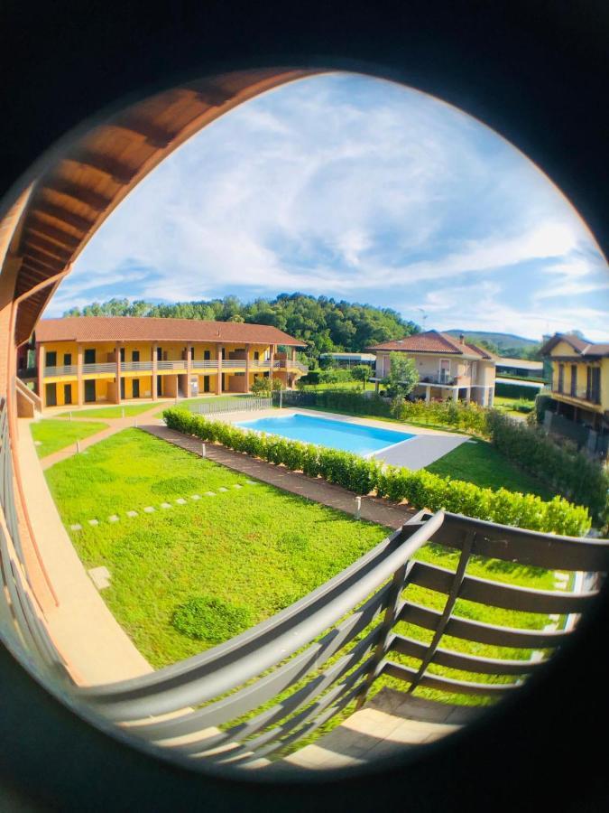 Appartamento Paradise Borgo Ticino ภายนอก รูปภาพ