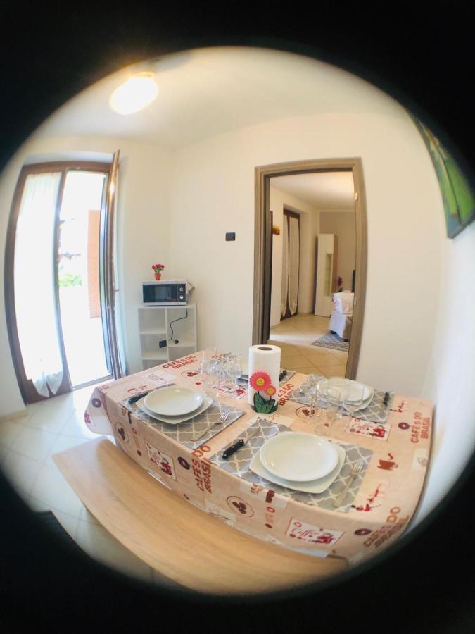 Appartamento Paradise Borgo Ticino ภายนอก รูปภาพ