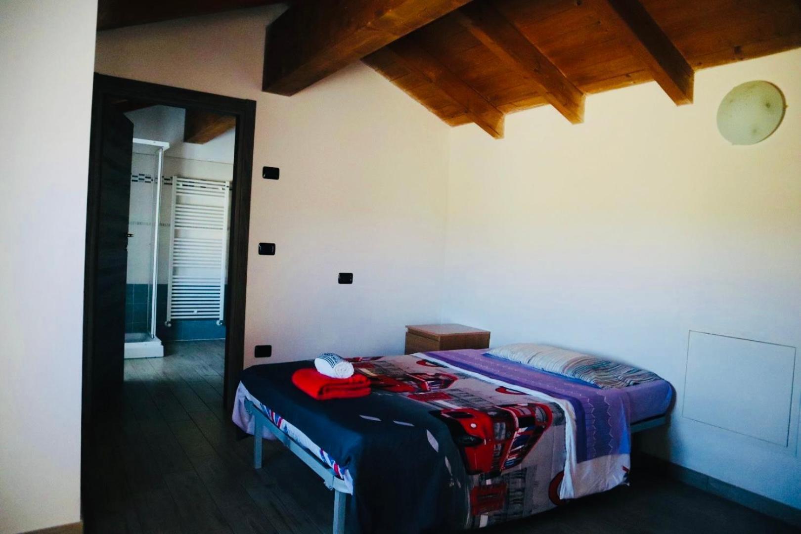 Appartamento Paradise Borgo Ticino ภายนอก รูปภาพ