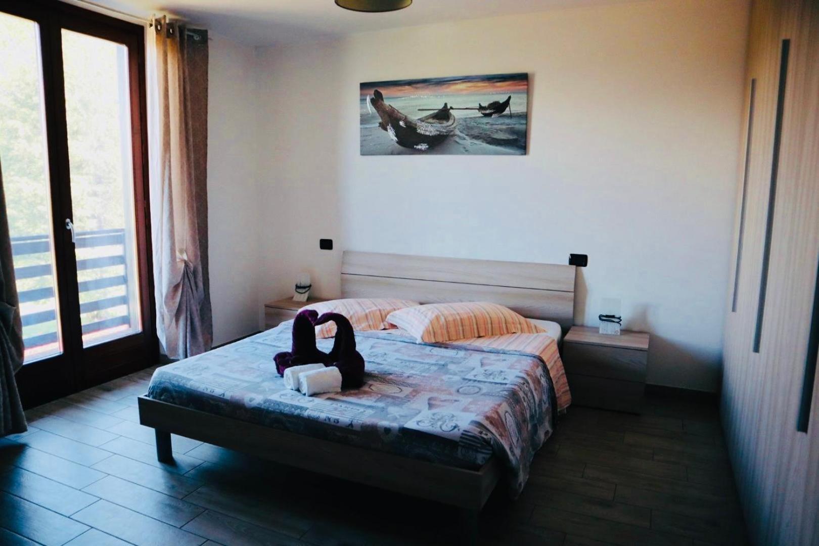 Appartamento Paradise Borgo Ticino ภายนอก รูปภาพ
