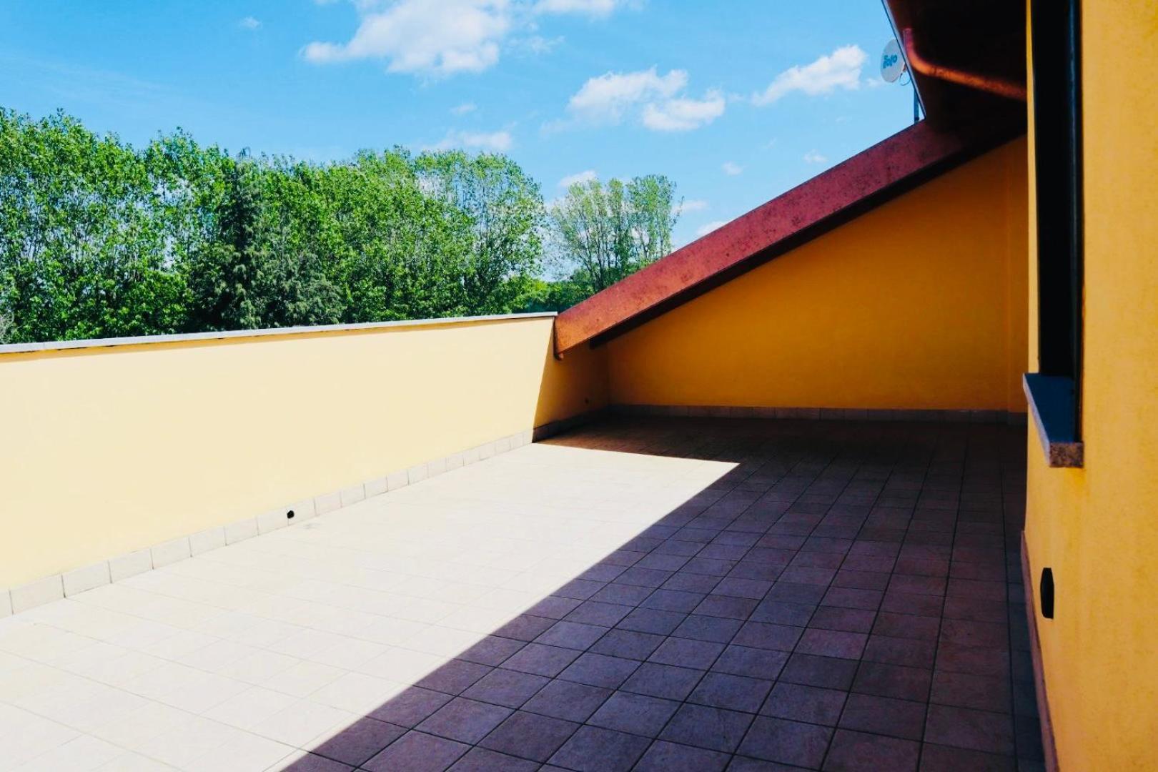 Appartamento Paradise Borgo Ticino ภายนอก รูปภาพ
